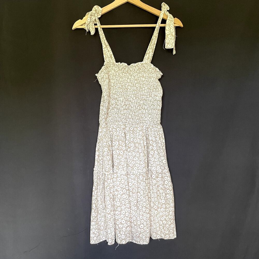 Zesica Smocked‎ Floral Sundress Small Tan White Womens Tie Shoulder Rayon